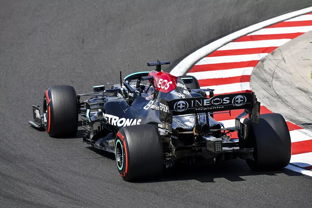 Lewis Hamilton, Mercedes W12