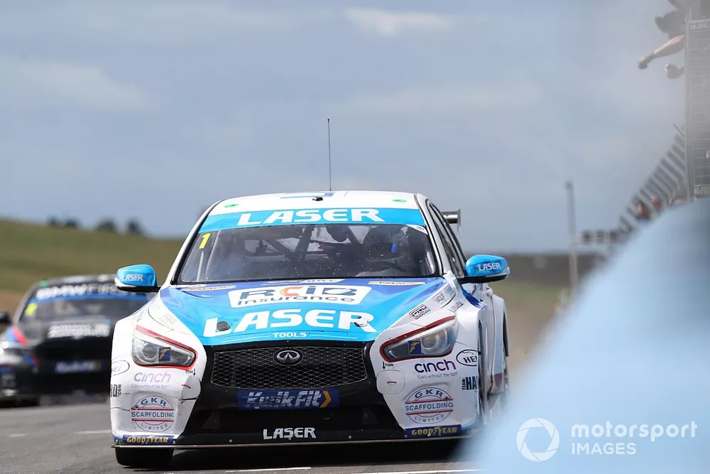 Ashley Sutton, Laser Tools Racing Infiniti Q50 
