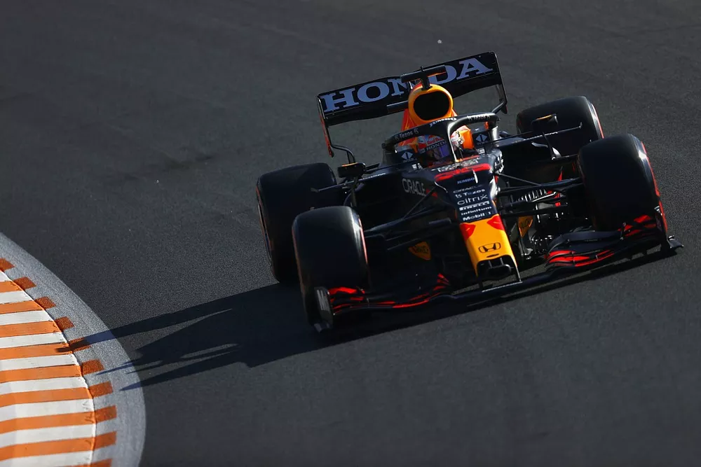 Max Verstappen, Red Bull Racing RB16B