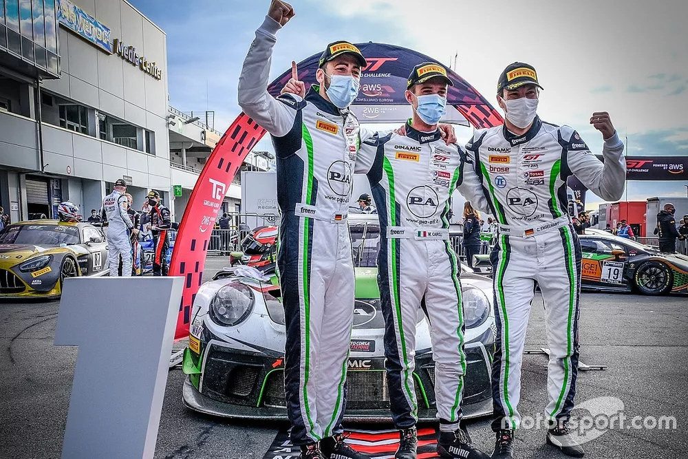#54 Dinamic Motorsport, Porsche 911 GT3 R: Sven M&uuml;ller, Matteo Cairoli, Christian Engelhart, 