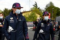 F1: Irvine diz que Verstappen derrota companheiros assim como Schumacher e n&atilde;o v&ecirc; chances a P&eacute;rez