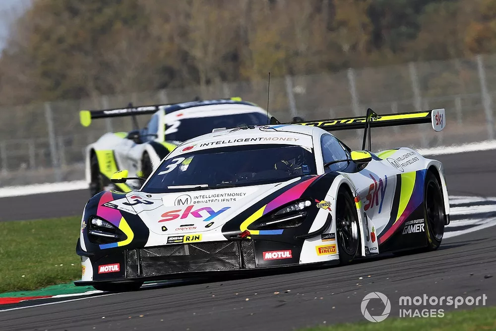 #3 Chris Buncombe, Jenson Button - Jenson Team Rocket RJN McLaren 720S GT3