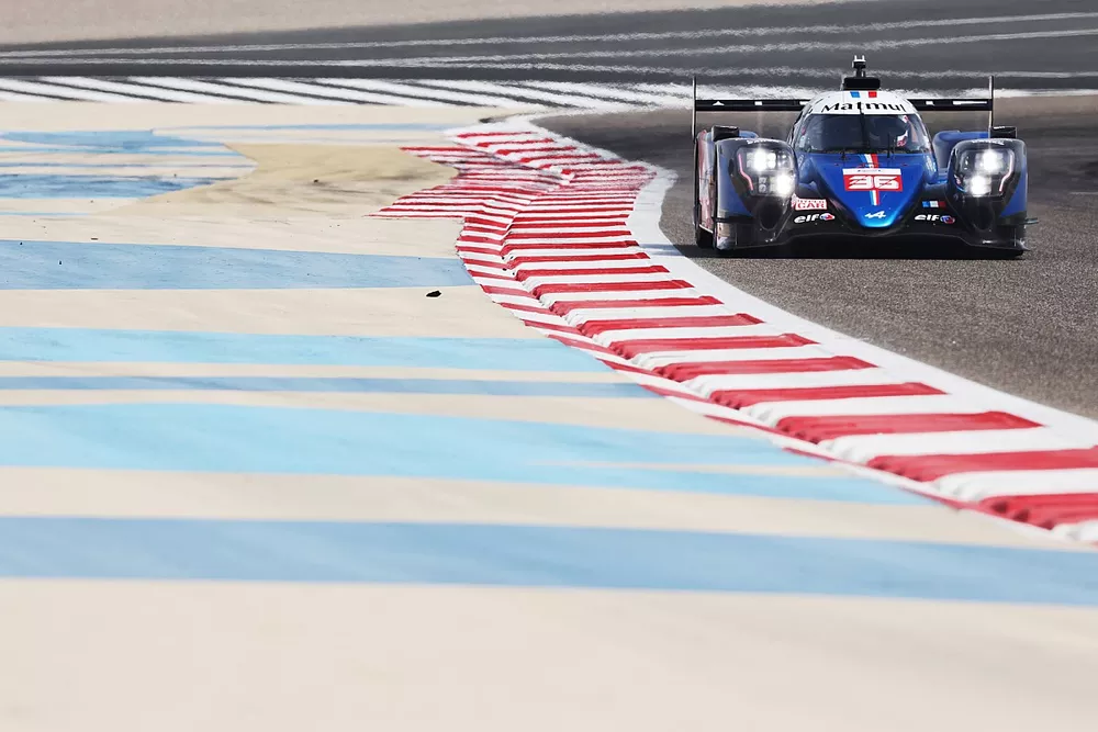 #36 Alpine ELF Matmut - Alpine 480 Gibson: Andre Negrao, Nicolas Lapierre, Matthieu Vaxviere 