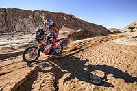 Melot goni czołową tr&oacute;jkę