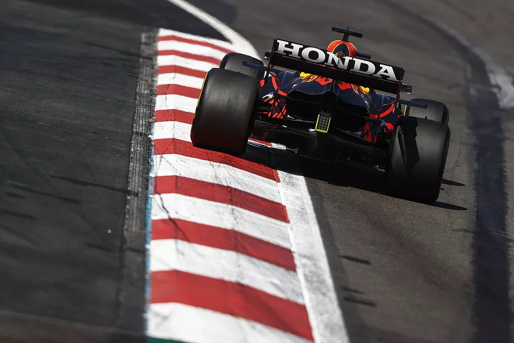 Max Verstappen, Red Bull Racing RB16B