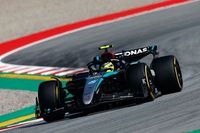 F1: Hamilton é o mais rápido da sexta-feira em Barcelona; Verstappen é quinto