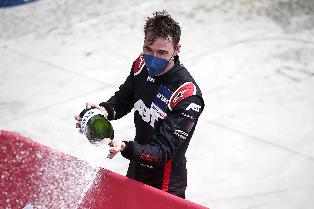 Kelvin van der Linde, Abt Sportsline