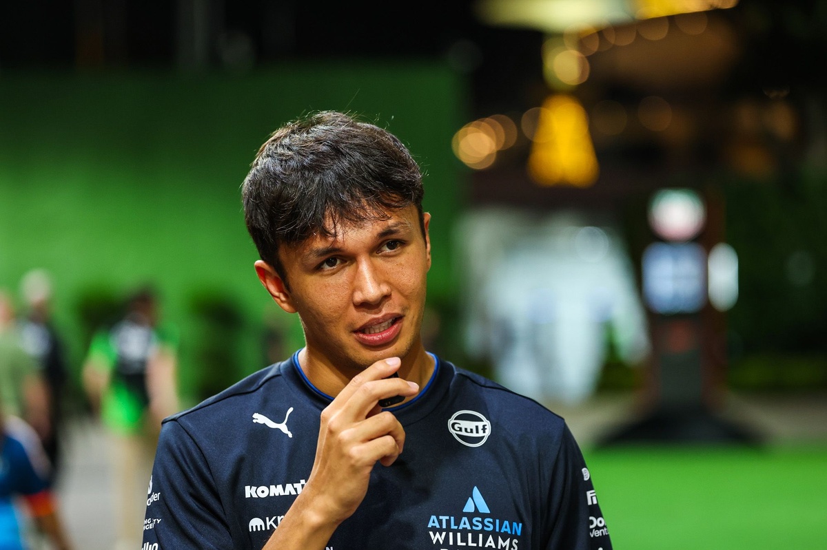 Williams plan rear-end replacement to save Alex Albon’s crucial Singapore FP2