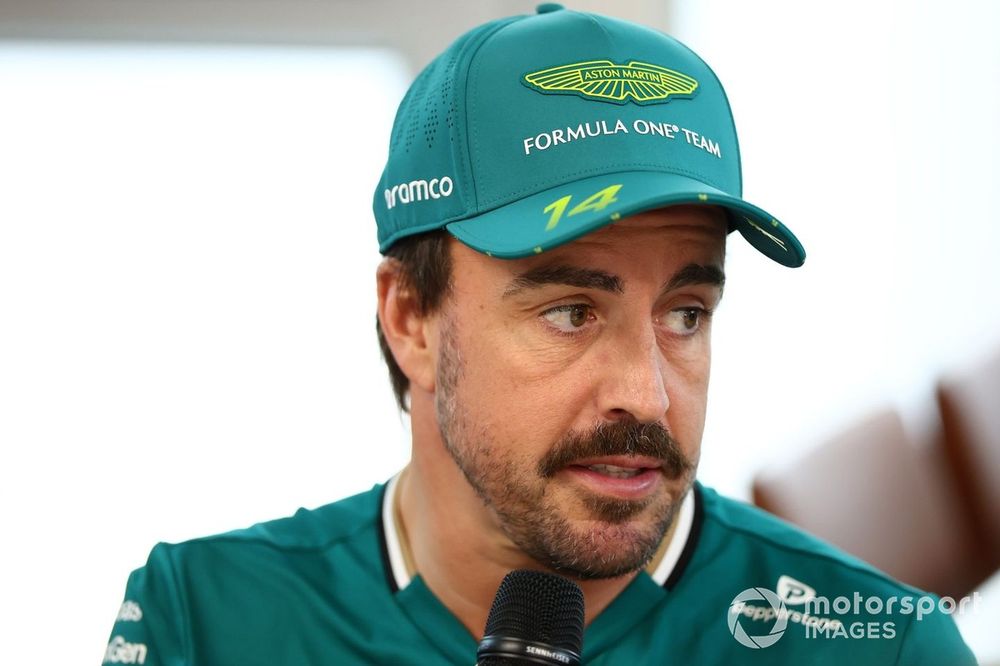 Fernando Alonso, Aston Martin Racing