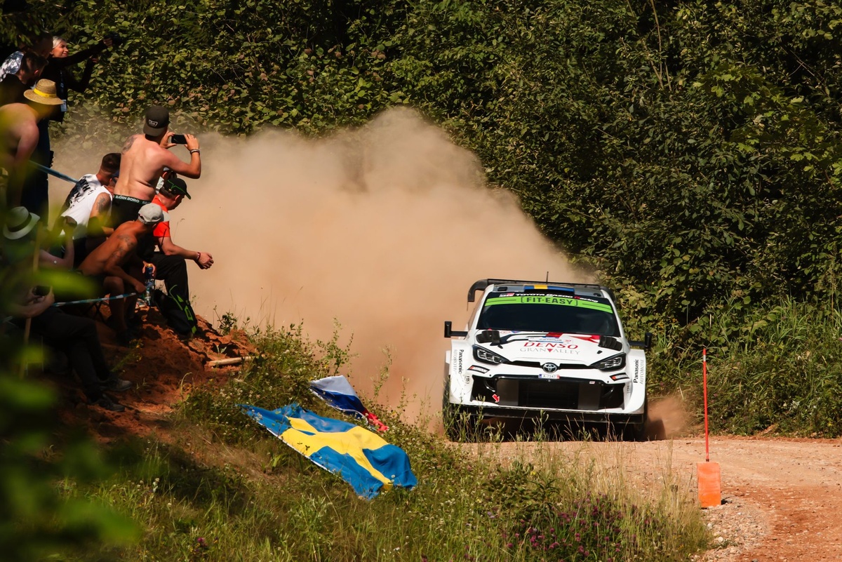 Oliver Solberg continues dream Rally1 return to extend WRC Estonia lead