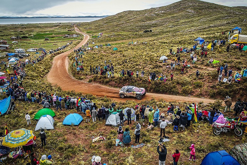 Dakar 2018, 7. Etap: Peterhansel sorun yaşadı, Sainz lider