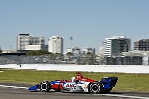 Leist logra el primer tiempo en la primera pr&aacute;ctica de IndyCar