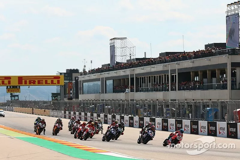Marco Melandri, Aruba.it Racing-Ducati SBK Team al comand alla partenza