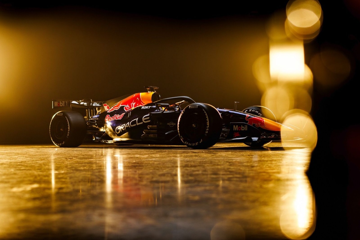 Après la livrée, voici la Red Bull RB22 !