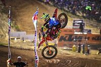 Cairoli y Seewer vuelven a dominar en el GP de Portugal de MXGP
