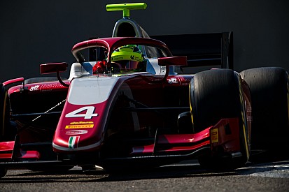 Fotogallery: l'esordio di Mick Schumacher in F2 nei test di Abu Dhabi