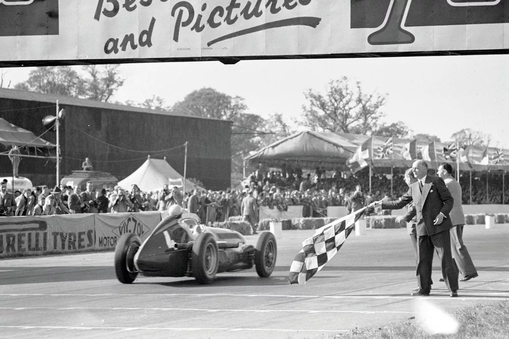 Reg Parnell, Alfa Romeo 158