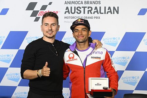 Jorge Lorenzo cree que a los pilotos de MotoGP "les falta car&aacute;cter"