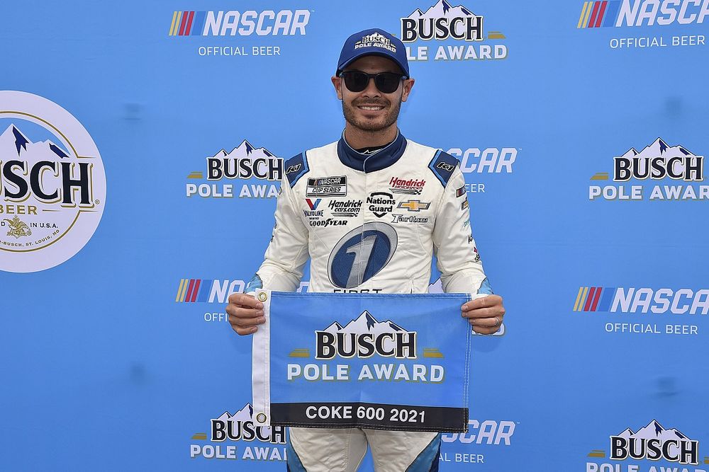 Pole sitter Kyle Larson, Hendrick Motorsports