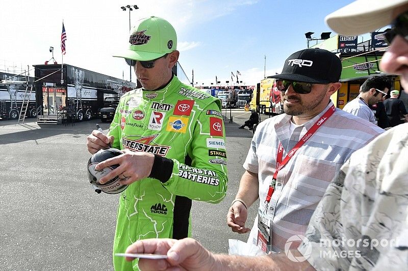 Kyle Busch, Joe Gibbs Racing, Toyota Camry Interstate Batteries
