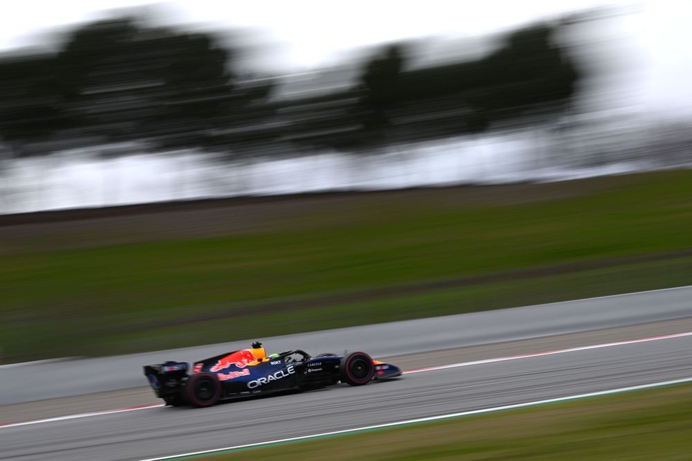 Red Bull no primeiro dia de testes em Barcelona