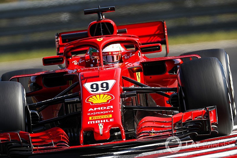 Giovinazzi el mejor de la mañana en el test de Hungría
