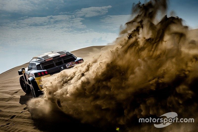 #300 Peugeot Sport Peugeot 3008 DKR: St&eacute;phane Peterhansel, Jean-Paul Cottret