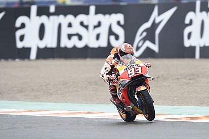 Marquez domineert warm-up voor Grand Prix van Valencia
