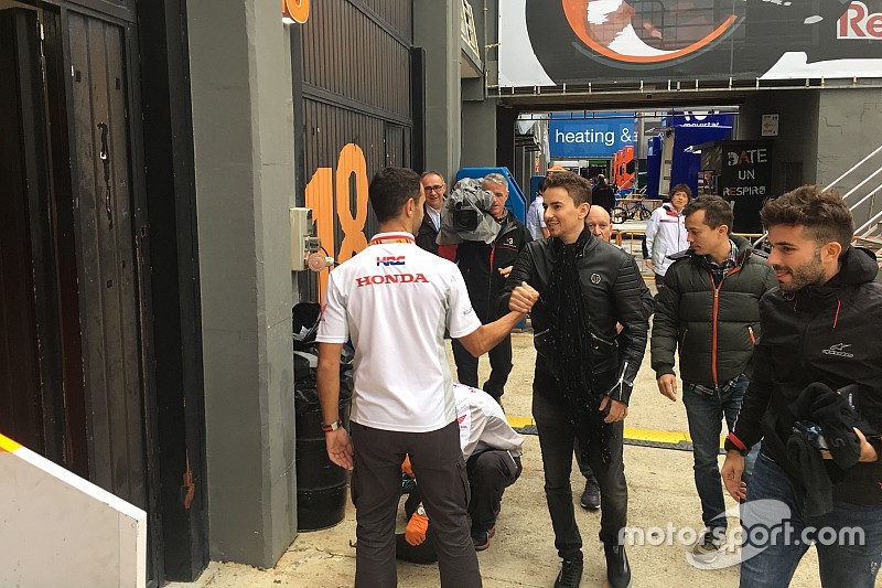 Test Valencia MotoGP: l'attesa è per Lorenzo sulla Honda, ma le novità sono tantissime!