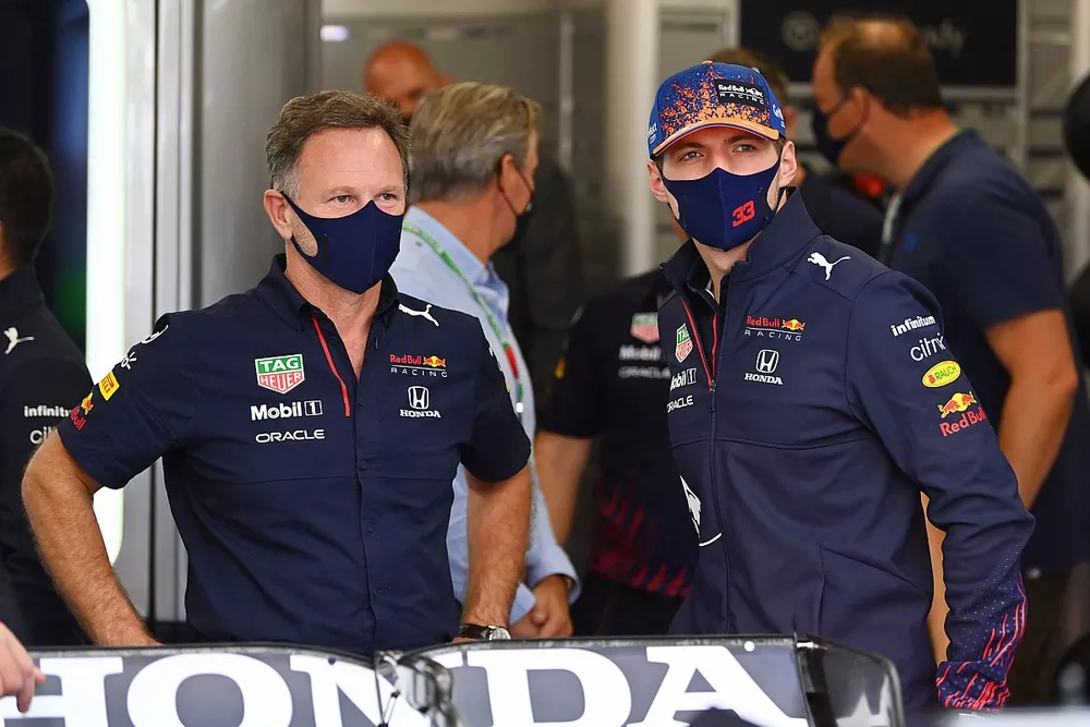 Christian Horner, Director del equipo, Red Bull Racing, Max Verstappen, Red Bull Racing