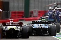 Ocon culpa a AlphaTauri de su casi toque con Hamilton y sanción