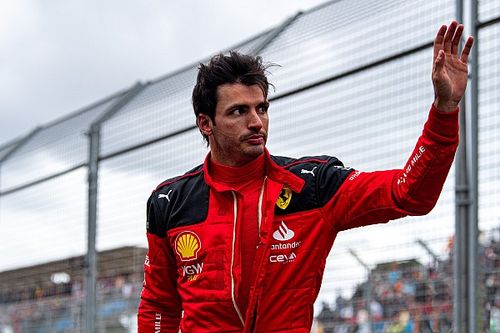 F1 - Marko sai em defesa de Sainz: "Está fazendo um bom trabalho na Ferrari"