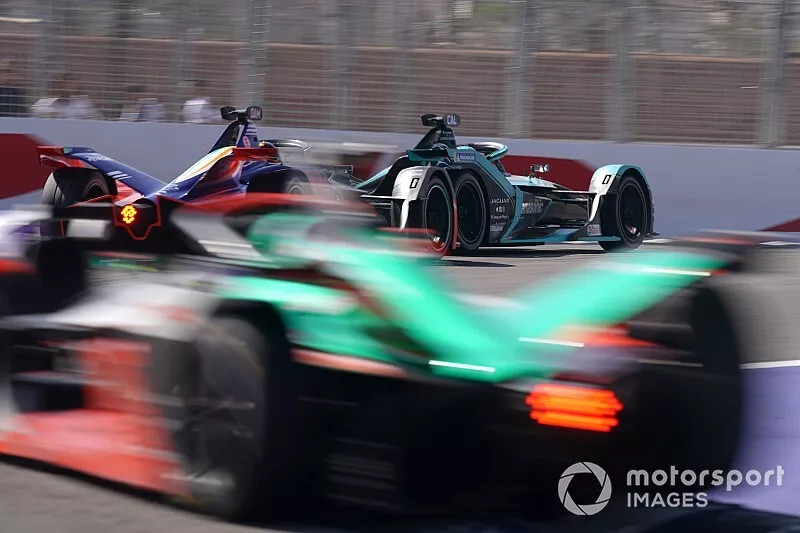 James Calado, Jaguar Racing, Jaguar I-Type 4 J&eacute;r&ocirc;me d'Ambrosio, Mahindra Racing, M6Electro 