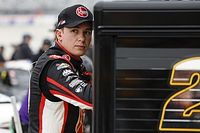 Bell gana la pole para la carrera de Loudon, Su&aacute;rez desde la 12&deg;