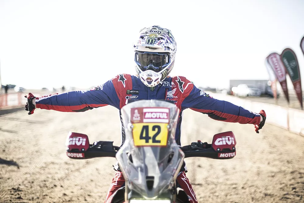#42 Monster Energy Honda: Adrien van Beveren