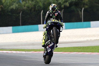 Rengeteg látványos kép a MotoGP tesztjéről: Rossi, Marquez, Dovizioso...