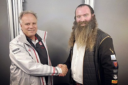 Haas/Rich Energy, JPS Lotus görüntüsünü yeniden hayata döndürdü