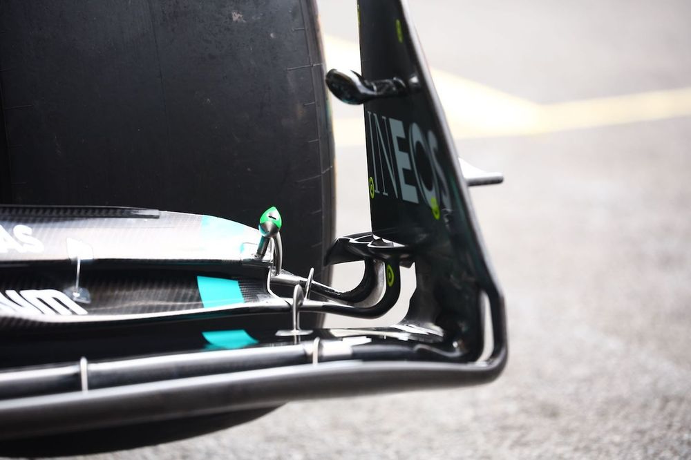 Detalle del coche de Mercedes