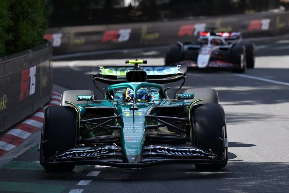 Fernando Alonso, Aston Martin Racing
