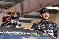 Truex mantiene dominio y triunfa en etapa 2 en Dover 