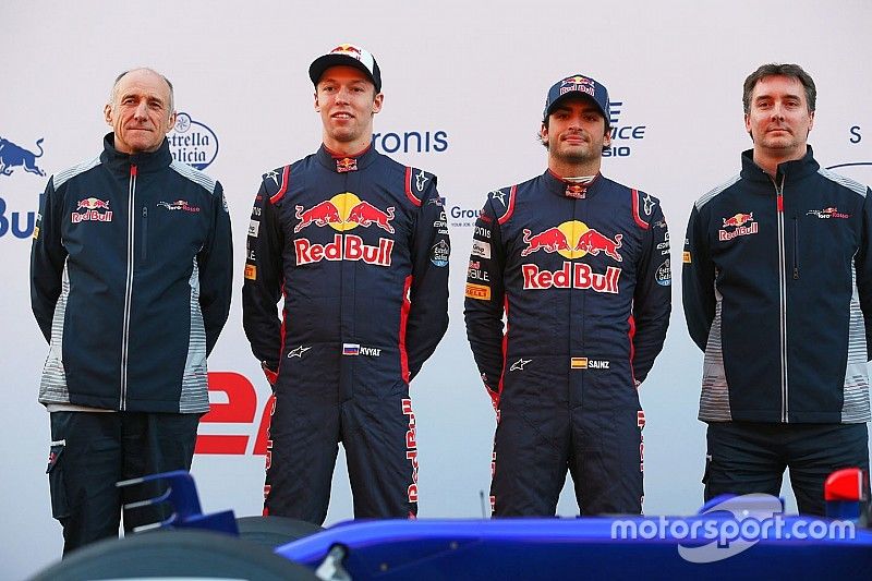 Franz Tost, jefe de equipo de Scuderia Toro Rosso, Daniil Kvyat, Carlos Sainz Jr., Scuderia Toro Ros