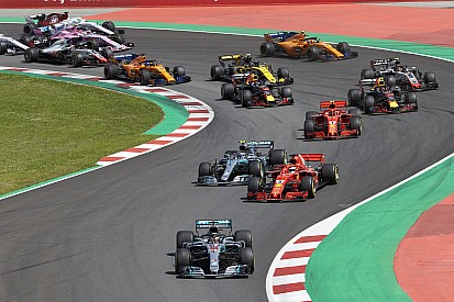 La F1 devrait supprimer la moitié de l'appui aéro, selon Tost