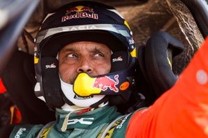 Al-Attiyah, despreocupado por el avance de Roma y Sainz: "No hay problema"