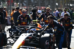 【Christian Dela Rosa】Red Bull Racing Talking Bull Feat. Christian Horner's Deep Dive: Oracle Red