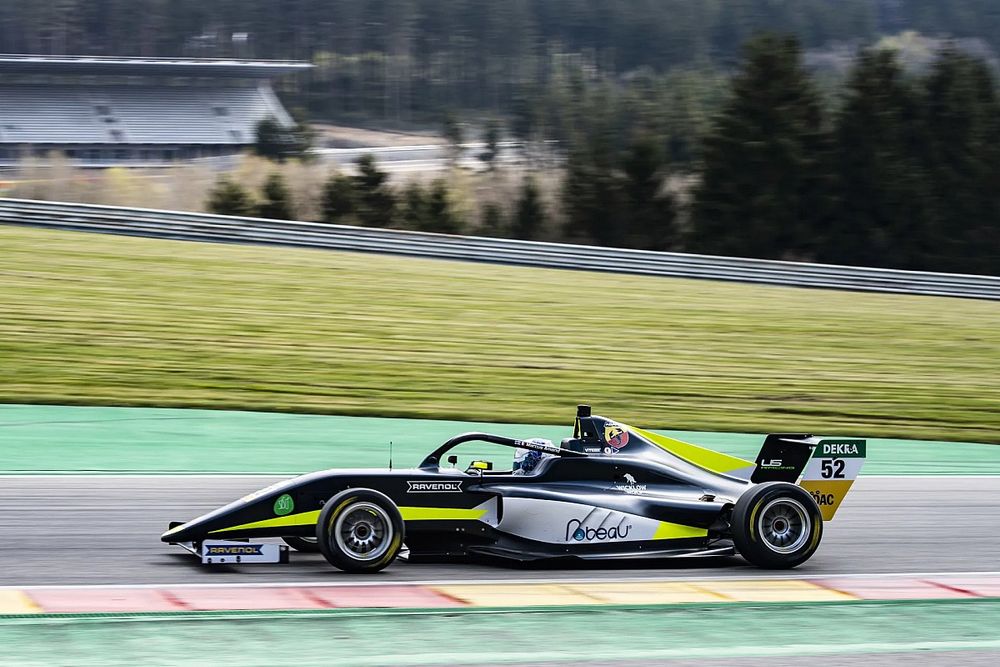 Kacper Sztuka, ADAC F4