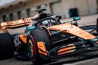 V&Iacute;DEO F1: Assista ao 'teste' de Brad Pitt com McLaren de 2023 em Austin