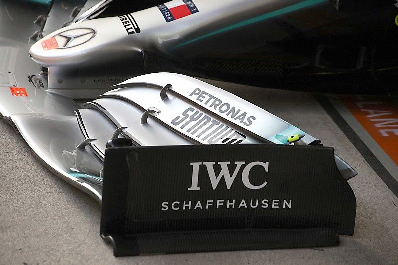 Detalle del aler&oacute;n delantero del Mercedes AMG F1 W10 