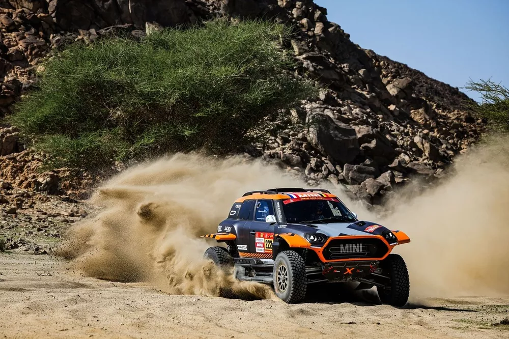 #222 X-Raid Mini JCW Mini: Guillaume De Mevius, Mathieu Baumel