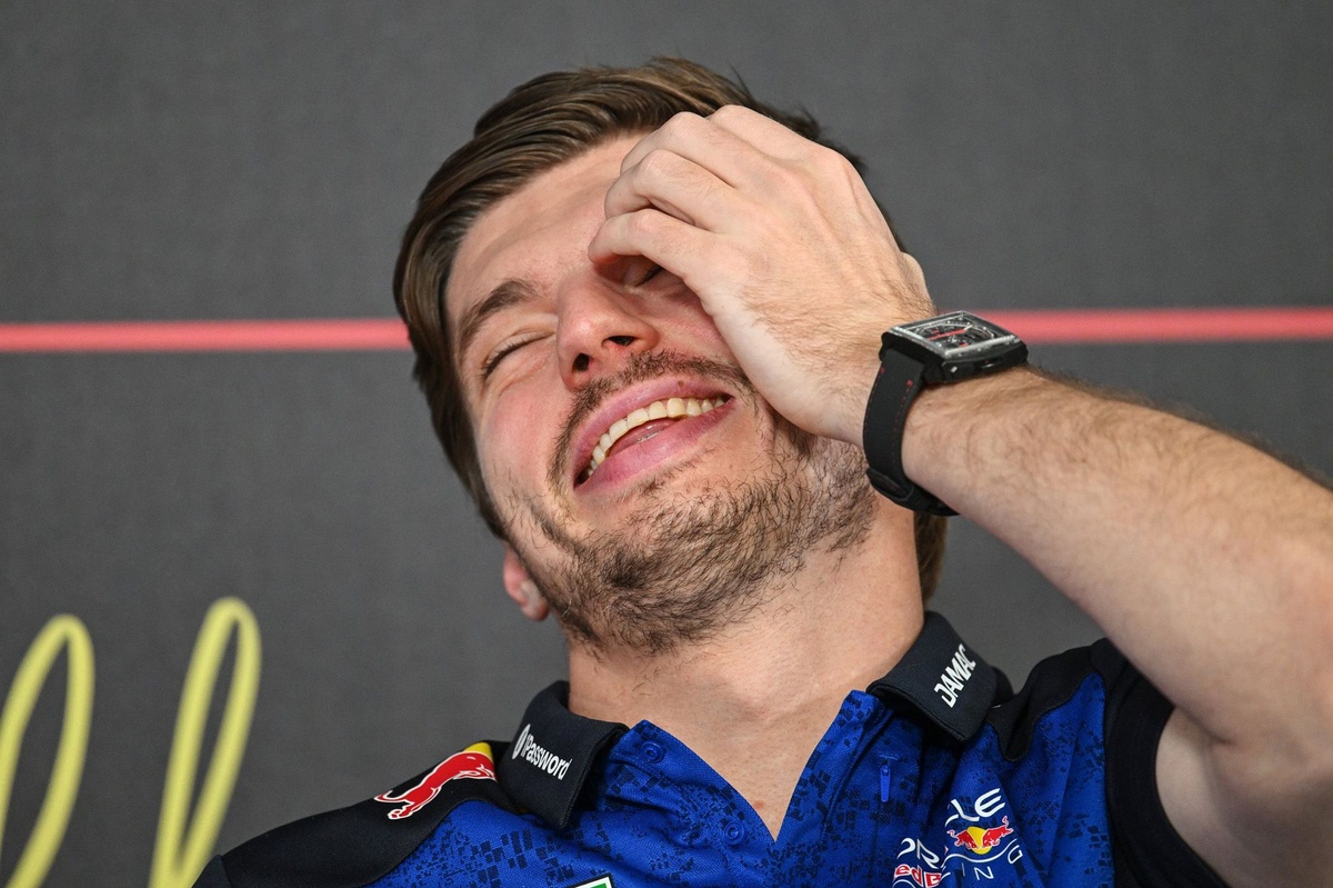 Hamilton y Verstappen responden a Stella sobre el peligro de las salidas en 2026