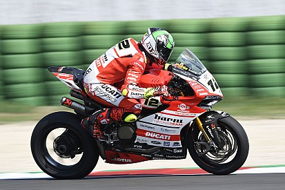 A Portimao il Ducati Barni Racing Team ha provato novità d'assetto per la Panigale